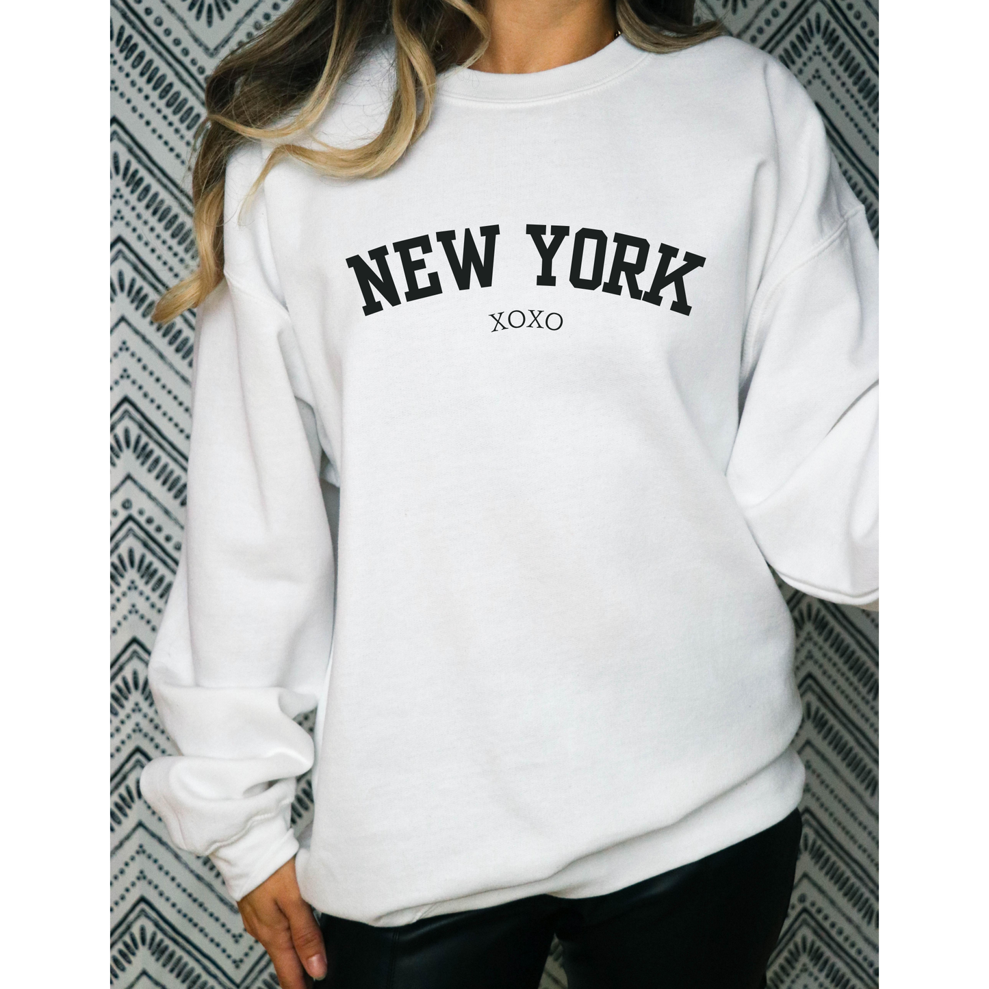 Vintage New York XOXO Crewneck Sweatshirt-Gossip Girl Apparel