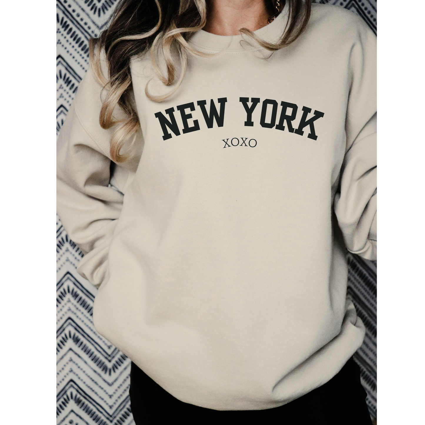 Vintage New York XOXO Crewneck Sweatshirt-Gossip Girl Apparel