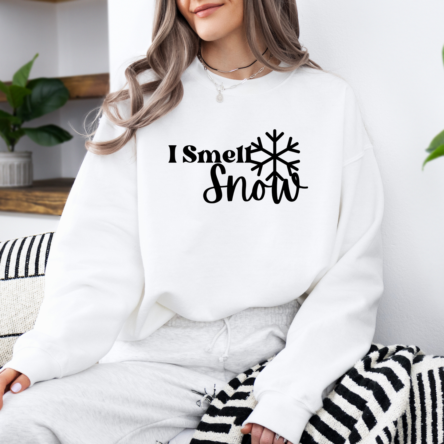 I Smell Snow Crewneck Sweatshirt–Cozy Gilmore Girls Apparel