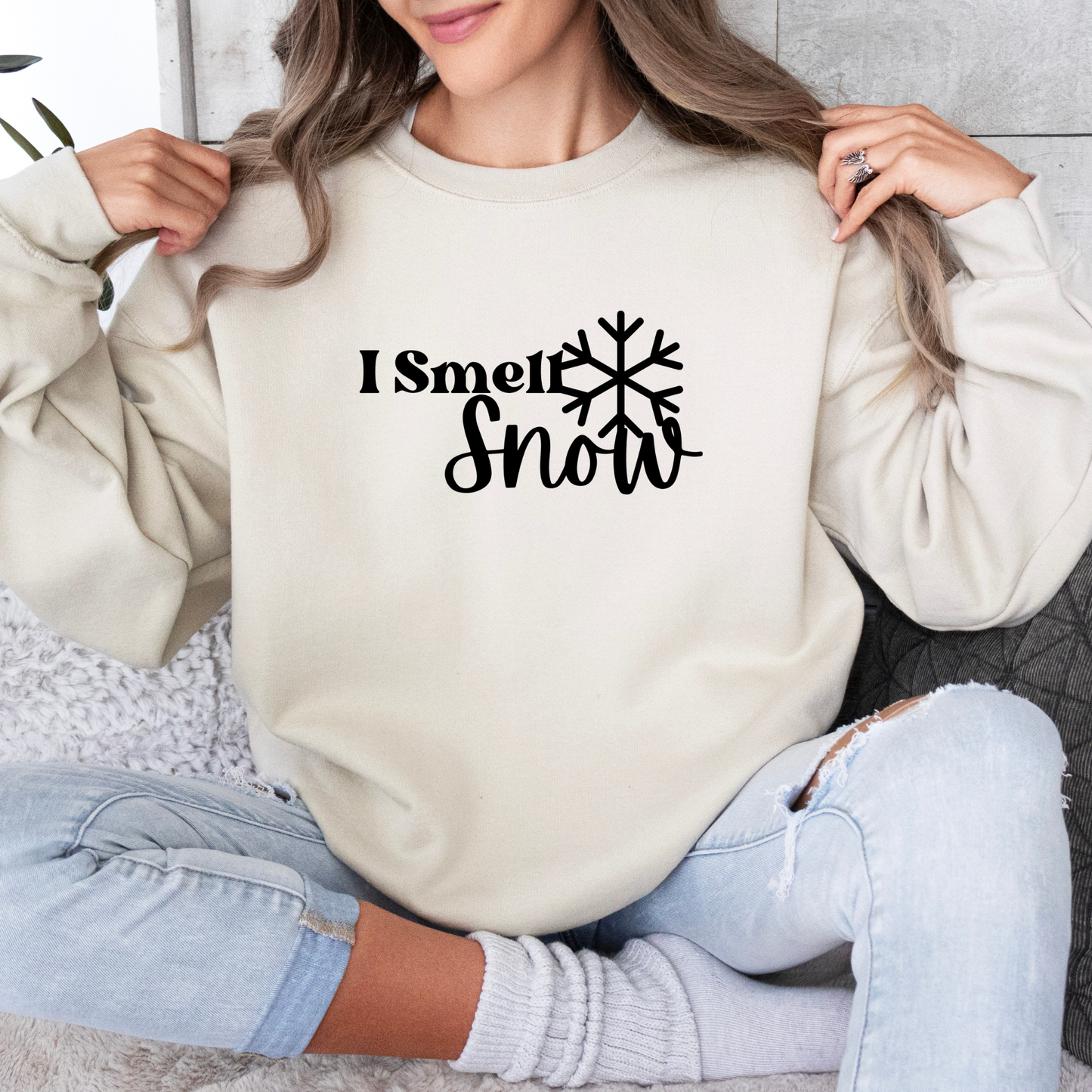 I Smell Snow Crewneck Sweatshirt–Cozy Gilmore Girls Apparel