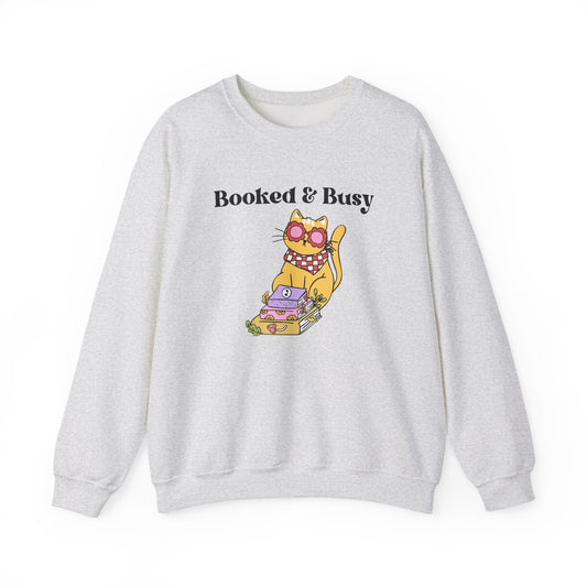 Booked & Busy Cozy Crewneck-Sweatshirt for Book & Cat Lovers