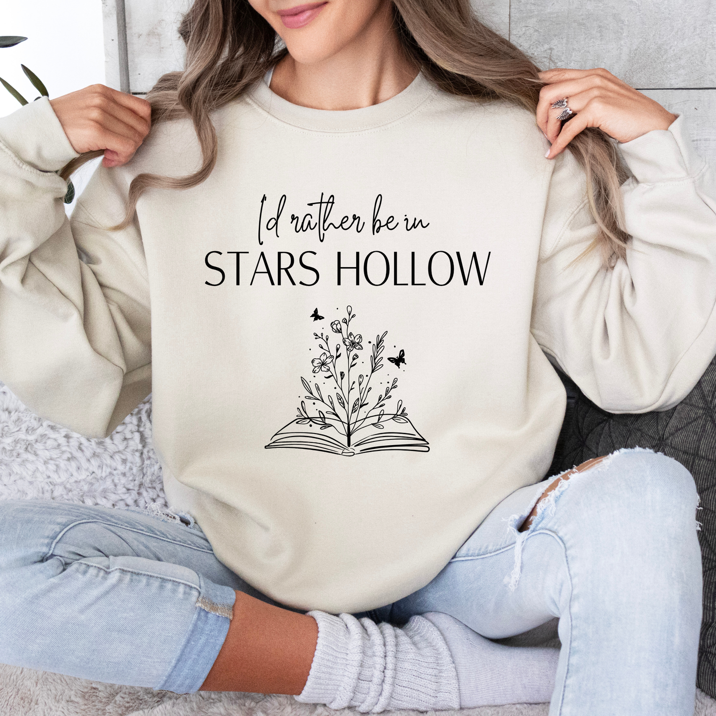 I’d Rather Be in Stars Hollow With Books-Gilmore Girls Crewneck Sweatshirt