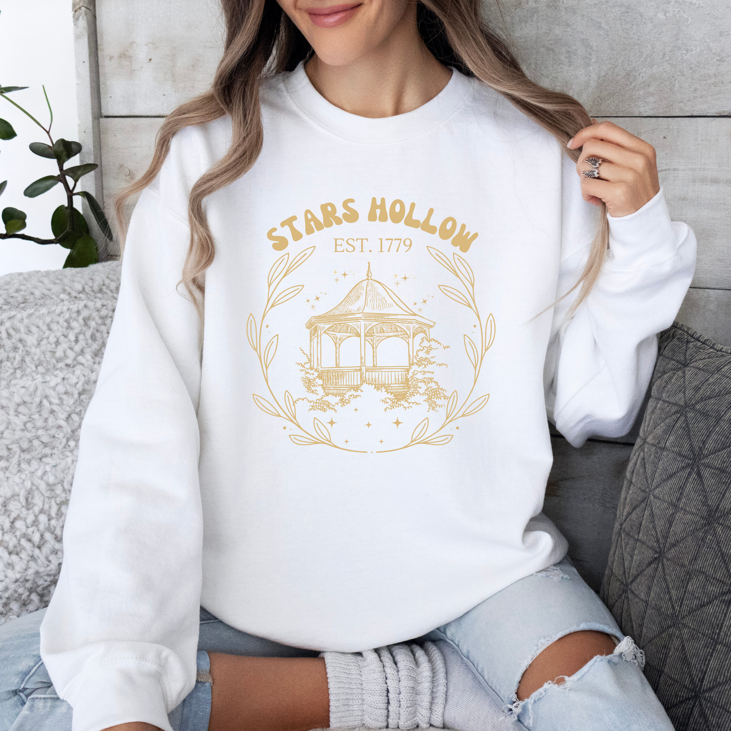Stars Hollow Gazebo Crewneck-Gilmore Girls Vintage Apparel