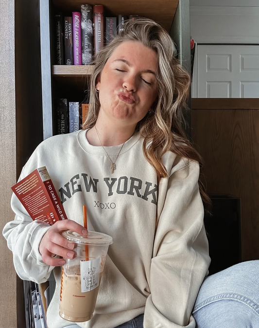 Vintage New York XOXO Crewneck Sweatshirt-Gossip Girl Apparel