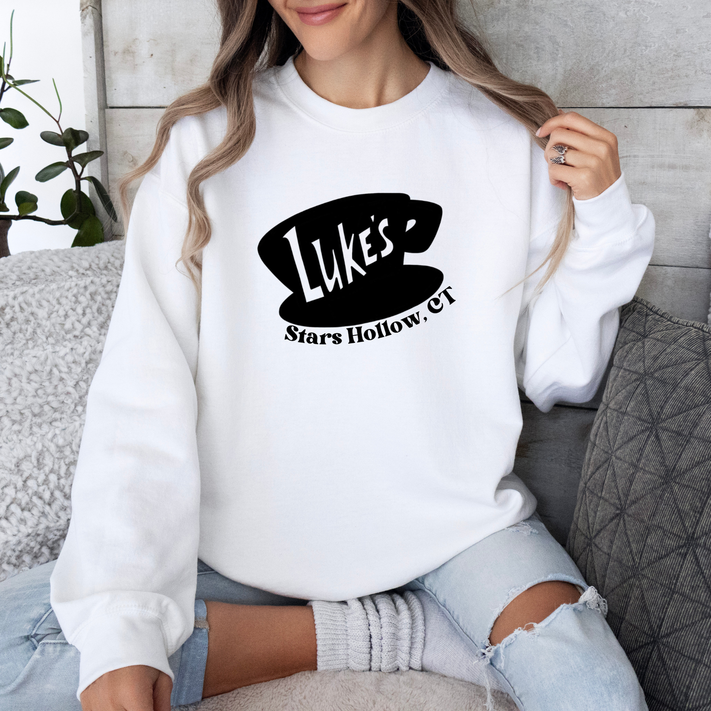 Luke’s Diner Crewneck Sweatshirt-Stars Hollow GG Apparel